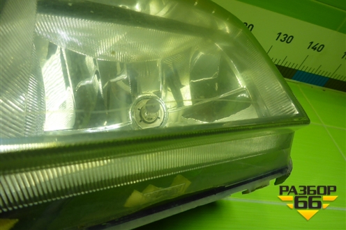 Фара левая (галоген) (1547725) для Ford Fusion с 2002г (Фьюжн)