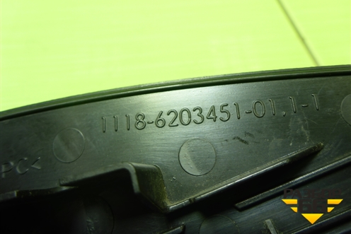 Накладка двери задней левой (уголок) (1118620345101) для VAZ Granta/Гранта