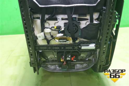Сиденье переднее правое для Geely Monjaro с 2021г
