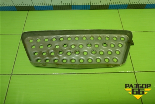 Подножка ступенька (средняя) (810W615100273) для Sitrak  C7H