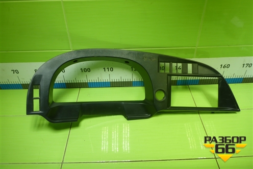 Накладка на щиток приборов  (812W617010236) для Sitrak  C7H