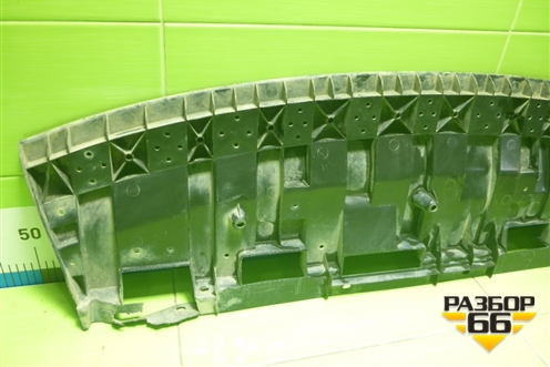 Пыльник переднего бампера центральный (626604CL0B) для Nissan X-Trail (Т32) с 2014г (Хтраил)