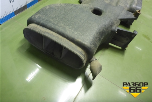 Воздухозаборник наружный  (AZ972519001051) для Sitrak  C7H