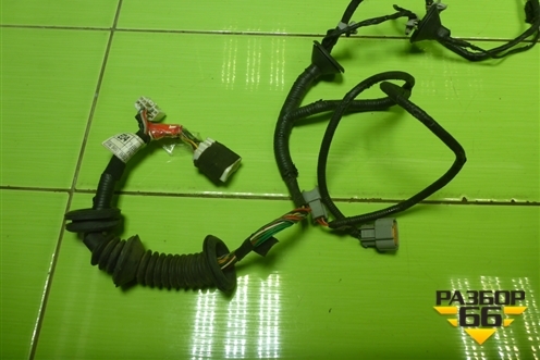 Проводка двери правой (911507C352) для Hyundai  HD-170 с 2004г