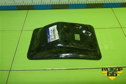 Кронштейн амортизатора переднего (правый новый) (543825H001) для Hyundai  HD 35-78 с 2003г