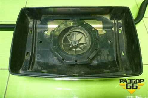 Зеркало левое механическое для Hyundai  HD-170 с 2004г