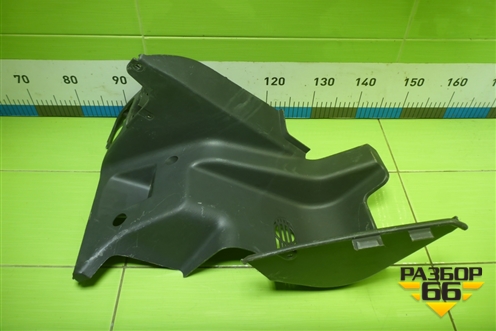 Накладка на торпедо  (левая) (847607A500) для Hyundai  HD-170 с 2004г