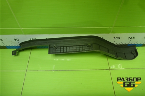 Накладка порога внутренняя левая  (831517A000) для Hyundai  HD-170 с 2004г