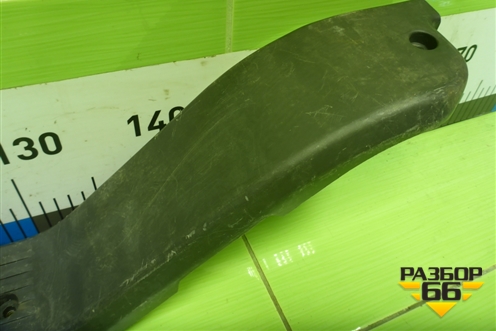 Накладка порога внутренняя правая  (831512A000) для Hyundai  HD-170 с 2004г