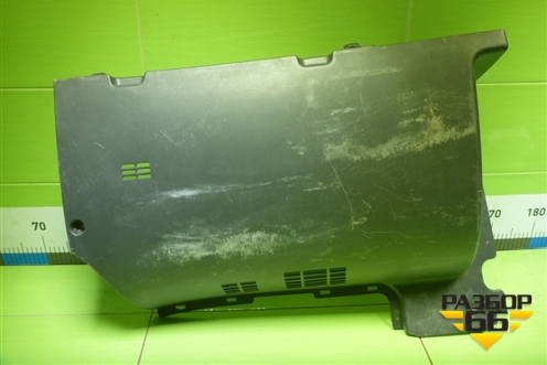 Накладка на торпедо  правая (847907A500) для Hyundai  HD-170 с 2004г