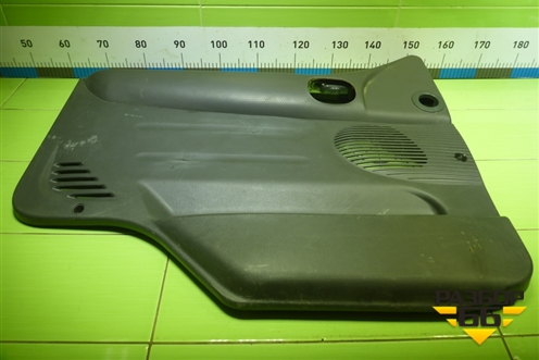 Обшивка двери левой под электрику (811217A000) для Hyundai  HD-170 с 2004г
