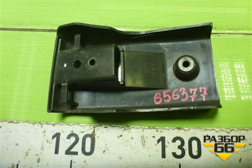 Накладка двери левой  (812337A000) для Hyundai  HD-170 с 2004г