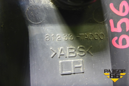 Накладка двери левой  (812337A000) для Hyundai  HD-170 с 2004г