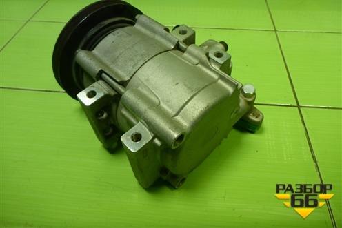 Компрессор кондиционера для Hyundai  HD-170 с 2004г