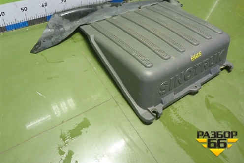 Крышка аккумулятора  (WG9525760314) для Sitrak  C7H