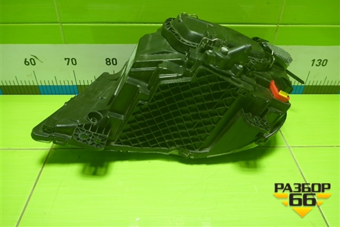 Фара правая  (после 2023г Led с блоком) (81251016822) для MAN  TGX с 2007г