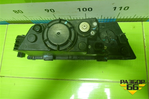 Фара противотуманная правая  (812W25820) для Sitrak  C7H