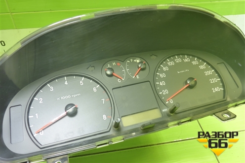 Щиток приборов МКПП (940033D866) для Hyundai Sonata-5 с 2001г