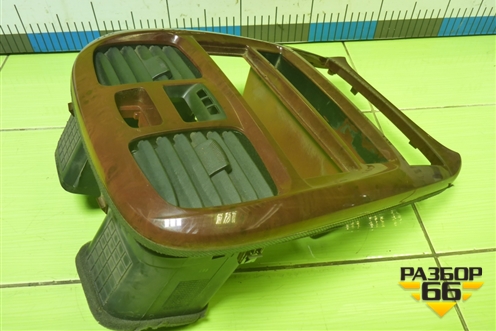 Накладка на торпедо (центральная) (847403C350) для Hyundai Sonata-5 с 2001г