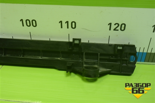 Кронштейн радиатора правый для Toyota Land Cruiser (200) с 2008г (Ленд Крузер)