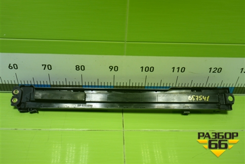 Кронштейн радиатора правый для Toyota Land Cruiser (200) с 2008г (Ленд Крузер)