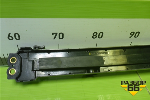 Кронштейн радиатора левый для Toyota Land Cruiser (200) с 2008г (Ленд Крузер)