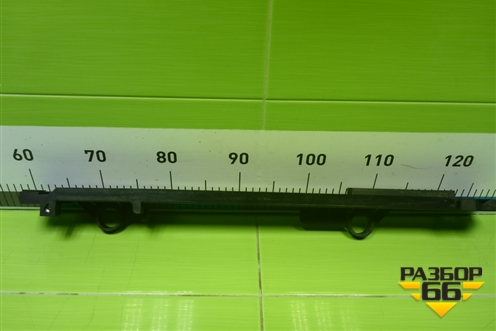 Кронштейн радиатора левый для Toyota Land Cruiser (200) с 2008г (Ленд Крузер)