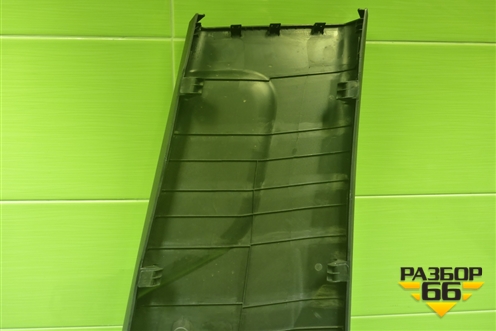 Обшивка стойки центральная нижняя левая (6600006119) для Geely Coolray с 2019-2025г (Кулрей)