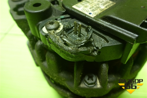 Генератор (1.6л K7MF710) (231007633R) для Renault Logan с 2004-2015г