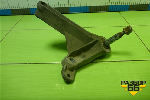 Кронштейн КПП (МКПП) (8200043084) для Renault Logan с 2004-2015г