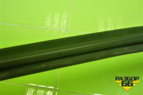 Накладка стекла переднего левого (6600005267) для Geely Coolray с 2019-2025г (Кулрей)