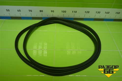 Уплотнитель двери передней правой на кузов (6600005279) для Geely Coolray с 2019-2025г (Кулрей)