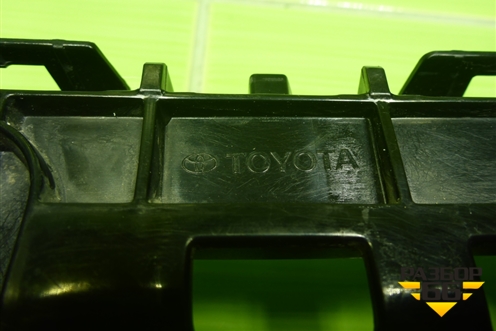 Кронштейн заднего бампера левый (5257602210) для Toyota Corolla (E21) с 2018г (Королла 210)