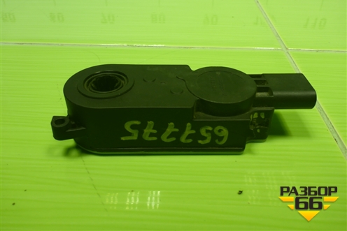 Моторчик заслонки радиатора (10401600058) для LiXiang L7 с 2023г (Л7)