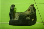 Брызговик передний правый (868323D000) для Hyundai Sonata-5 с 2001г