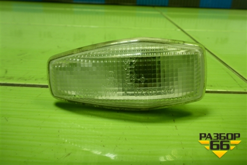 Повторитель на крыло левый (923033B1) для Hyundai Sonata-5 с 2001г