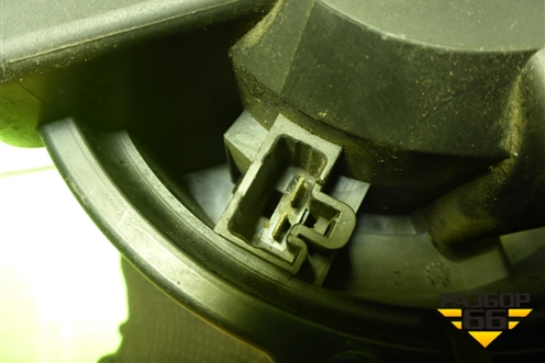 Моторчик отопителя (MF016070) для Mitsubishi Colt с 2004г (Кольт)