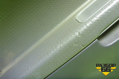 Обшивка двери задней левой под механику (MR951623HB) для Mitsubishi Colt с 2004г (Кольт)