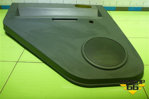 Обшивка двери задней левой под механику (MR951623HB) для Mitsubishi Colt с 2004г (Кольт)