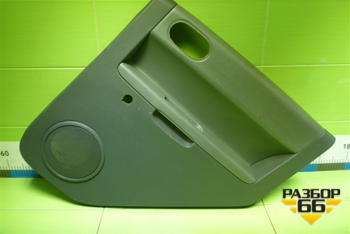 Обшивка двери задней правой под механику для Mitsubishi Colt с 2004г (Кольт)