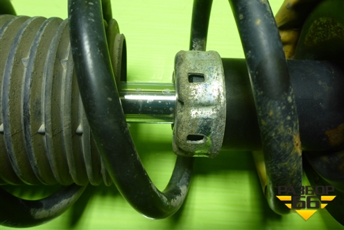 Амортизатор передний правый (PSA999035) для Mitsubishi Colt с 2004г (Кольт)