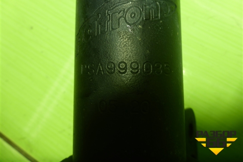 Амортизатор передний правый (PSA999035) для Mitsubishi Colt с 2004г (Кольт)