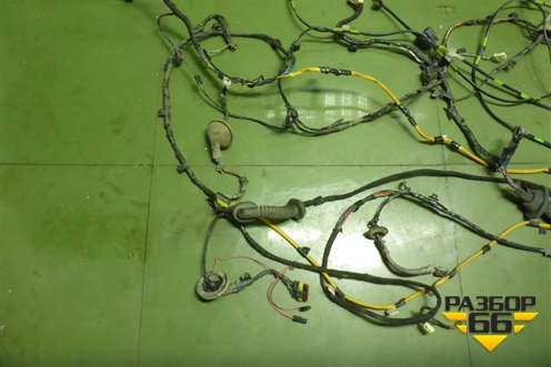 Проводка салонная (MN108042) для Mitsubishi Colt с 2004г (Кольт)