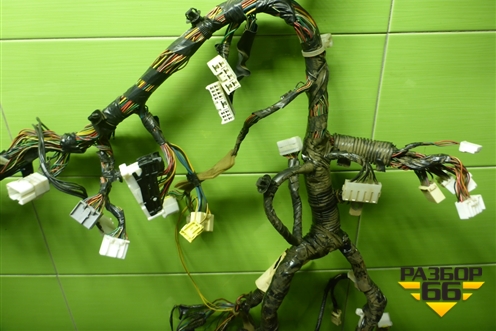 Проводка салонная (MN108042) для Mitsubishi Colt с 2004г (Кольт)