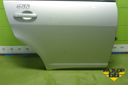 Дверь задняя правая (хетчбэк) для Nissan Tiida (C11X) с 2004-2013г (Тиида)