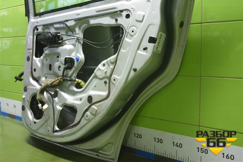 Дверь задняя правая (хетчбэк) для Nissan Tiida (C11X) с 2004-2013г (Тиида)