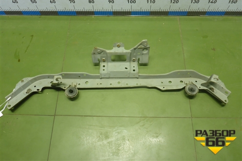 Панель передняя верхняя часть для Nissan Tiida (C11X) с 2004-2013г (Тиида)