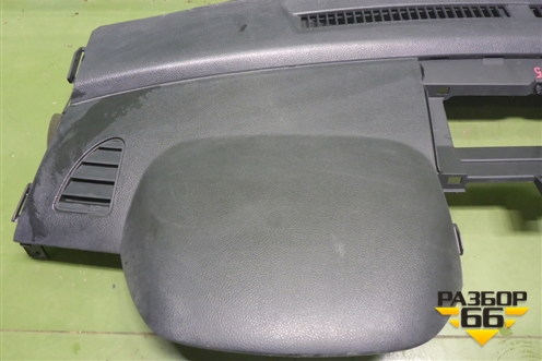 Торпедо верхняя часть (27800EL000) для Nissan Tiida (C11X) с 2004-2013г (Тиида)