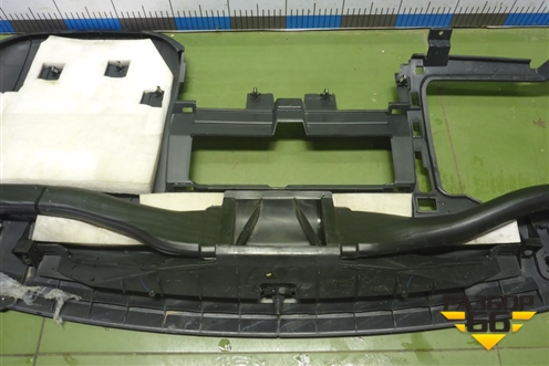 Торпедо верхняя часть (27800EL000) для Nissan Tiida (C11X) с 2004-2013г (Тиида)