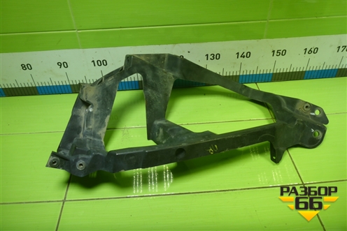 Кронштейн фары правой (MN105060) для Mitsubishi Colt с 2004г (Кольт)